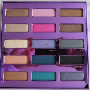 BNIB Urban Decay 15 Yr Anniversary Palette